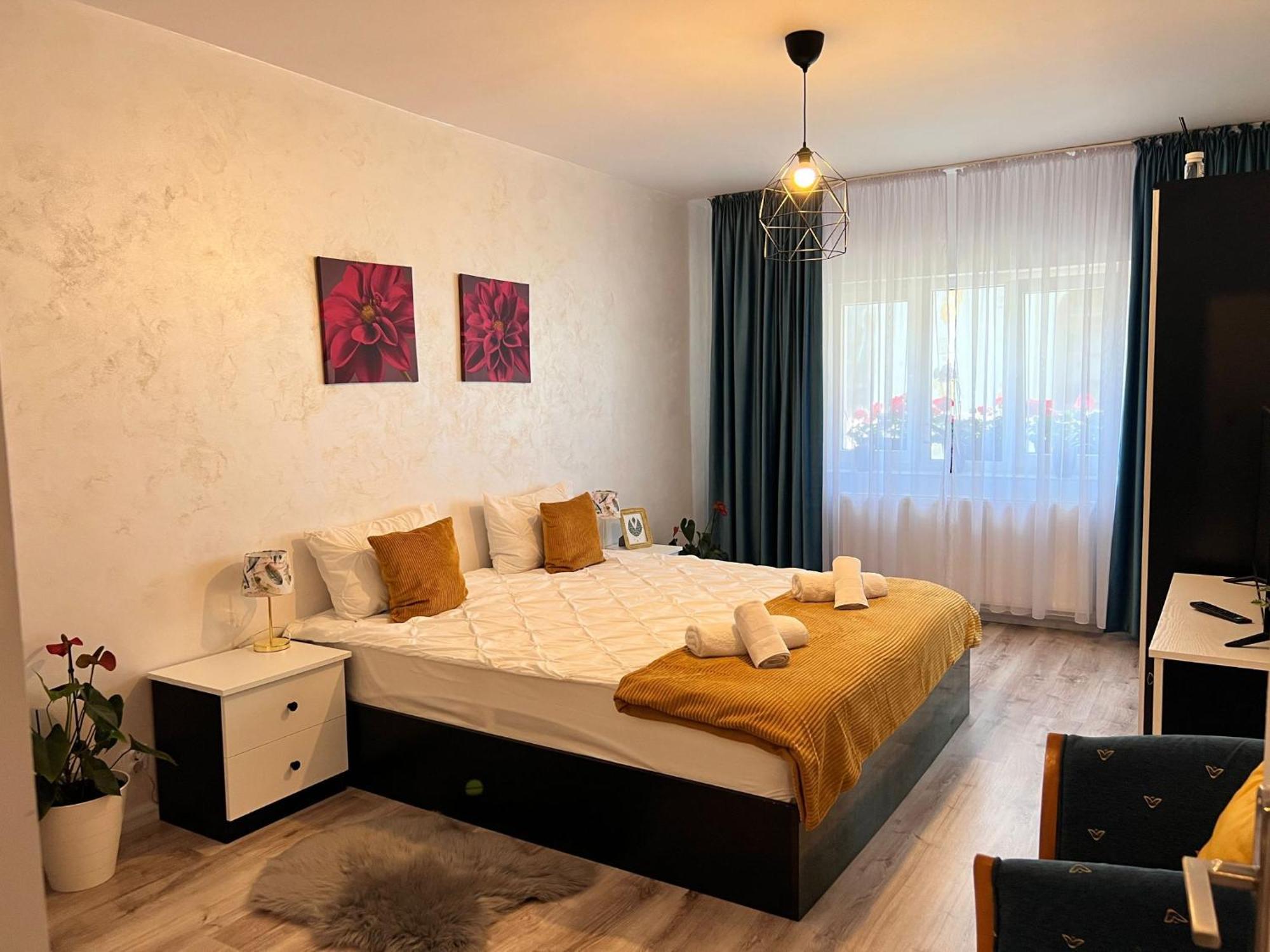 Sweet Home Apartament Предеал Екстериор снимка
